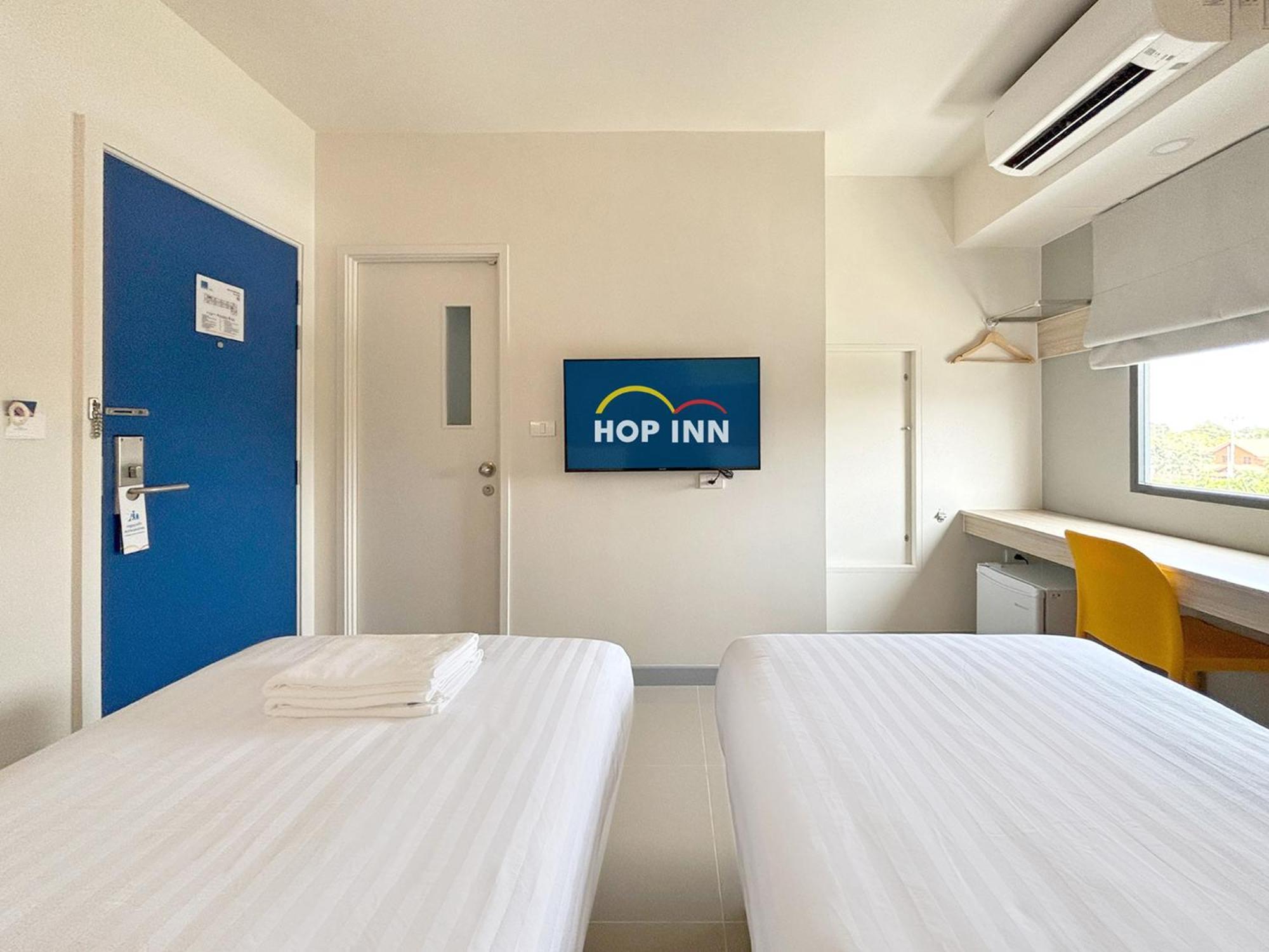 Hop Inn Лоеи Екстериор снимка